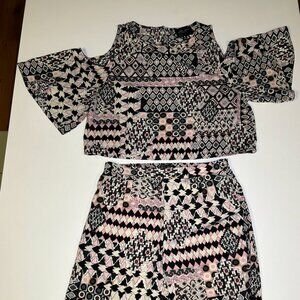 Romeo & Juliet Couture Geometric Print Two Piece Set